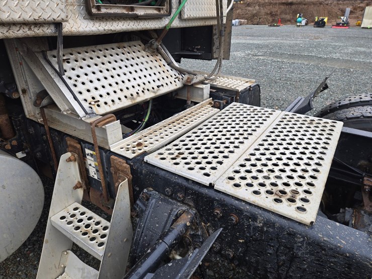 2017-kenworth-t680-image-20