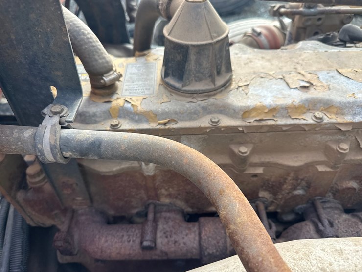 2000-gmc-t6500-image-52