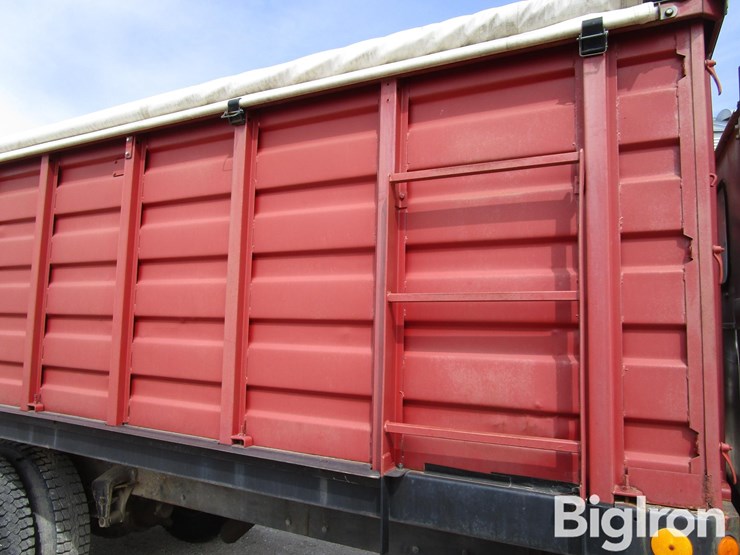 1977-white-road-boss-image-19