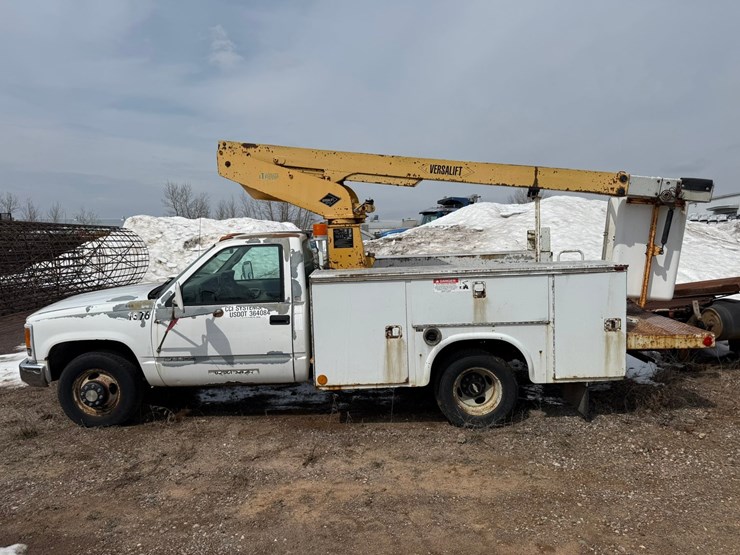 chevrolet-3500-image-2
