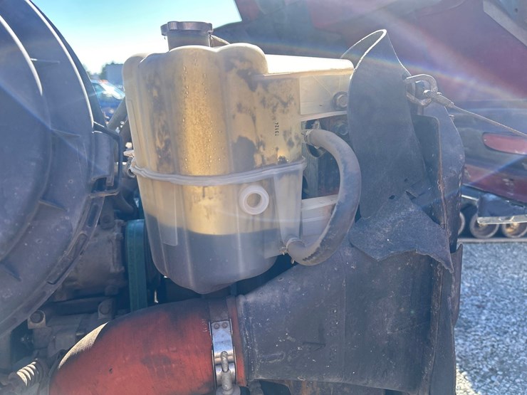 2006-international-7400-image-45