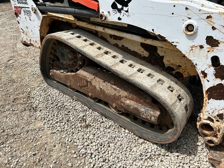 2017-bobcat-t450-image-13