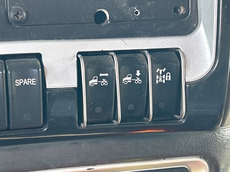 2017-kenworth-t660-image-61