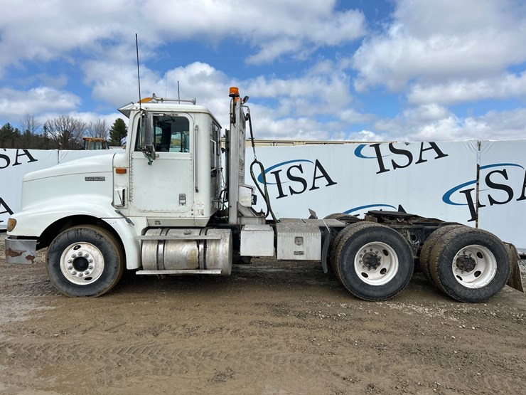 1998-international-9200-image-2