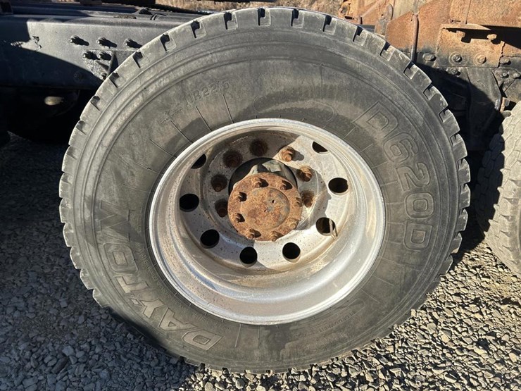 2001-mack-ch613-image-109