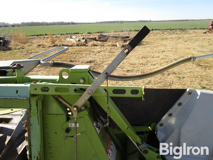 2013-claas-658-orbis-8-row-rotary-forage-header-image-18