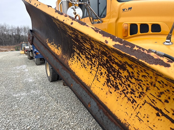 2007-sterling-acterra-image-17