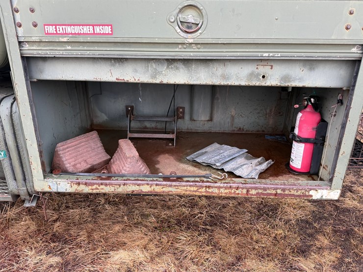 1984-mack-dm492s-image-13