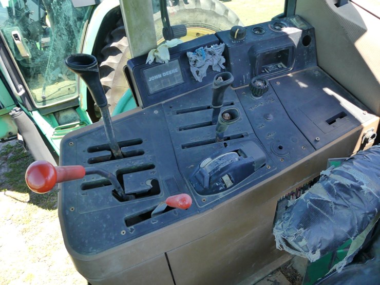john-deere-6400-image-10