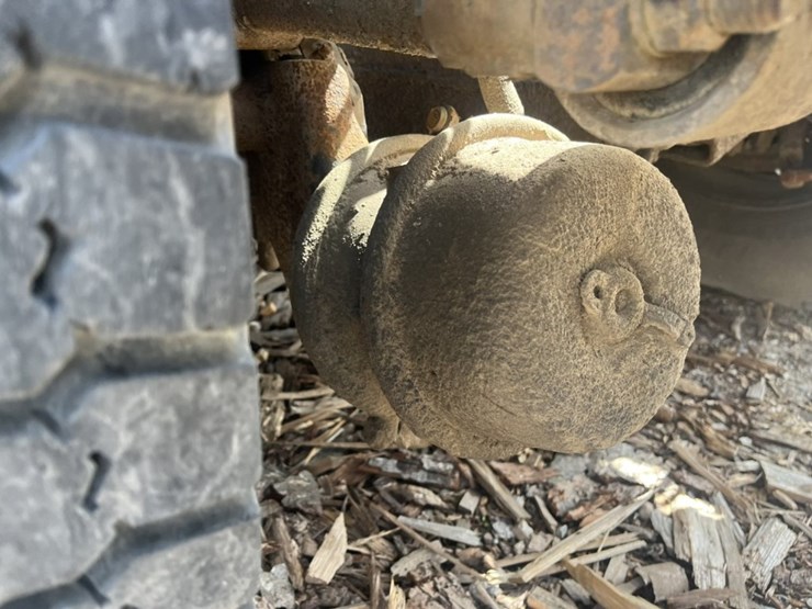 #1556-•-1999-mack-e7-460-day-cab-truck-tractor-image-61