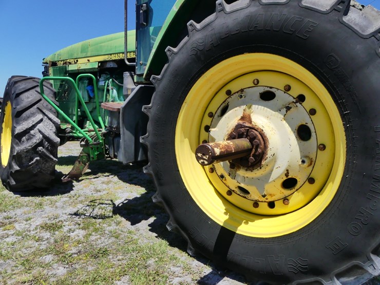 john-deere-8300-image-8