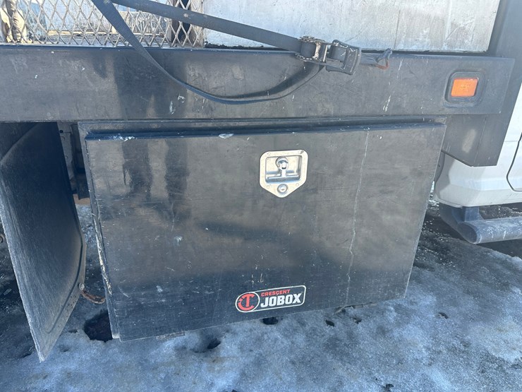 2020-dodge-3500-image-24