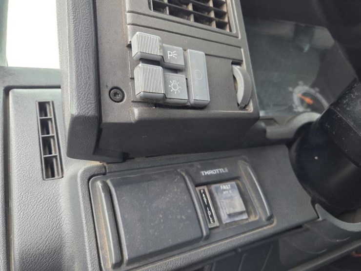 1999-caterpillar-3126-image-77