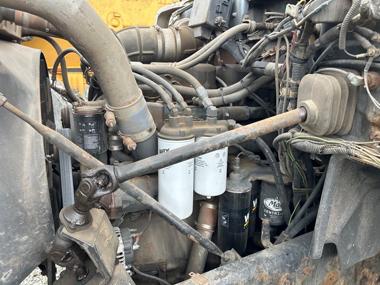 1999-mack-dm688s-image-56
