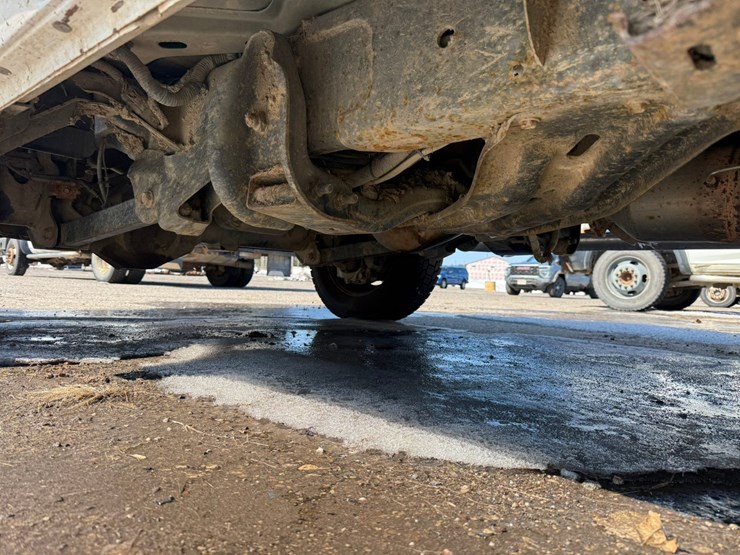 #2049-•-2015-ram-5500-heavy-duty-service-truck-image-23