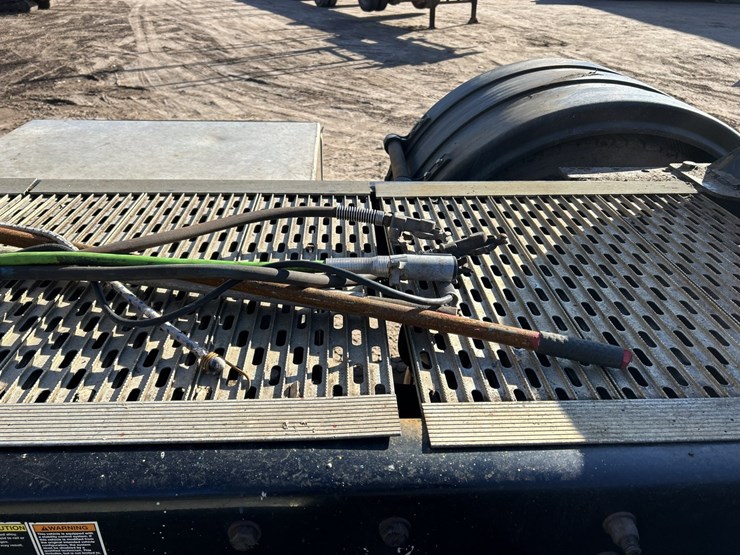 2020-kenworth-t880-image-18