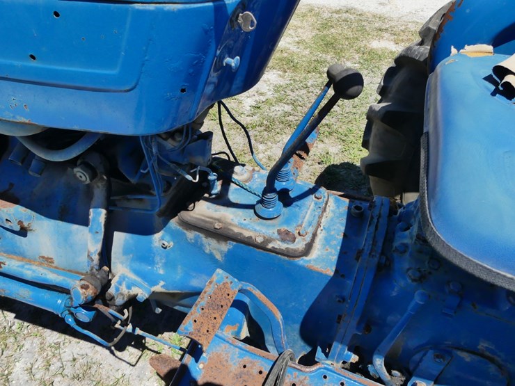 ford-tractor-image-10