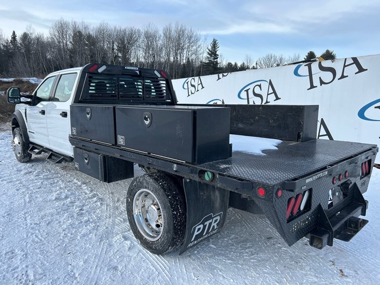 2021-ford-f550-image-3