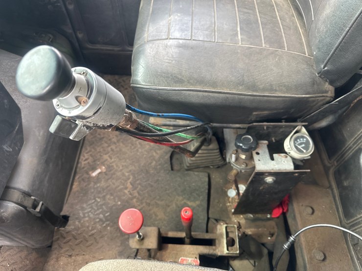 1986-mack-dm686s-image-24