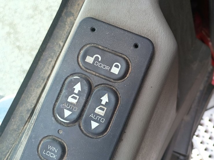 2012-international-prostar-image-57