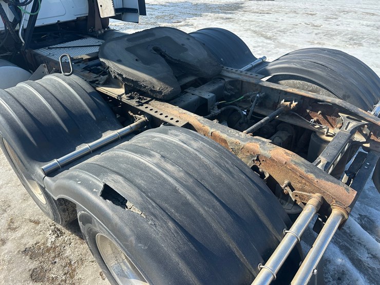 2017-international-lt-image-20