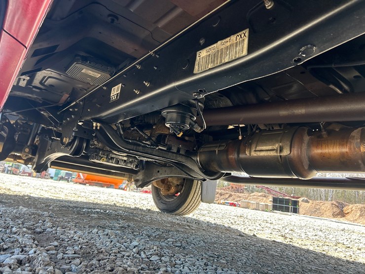 2011-ford-f550-image-40