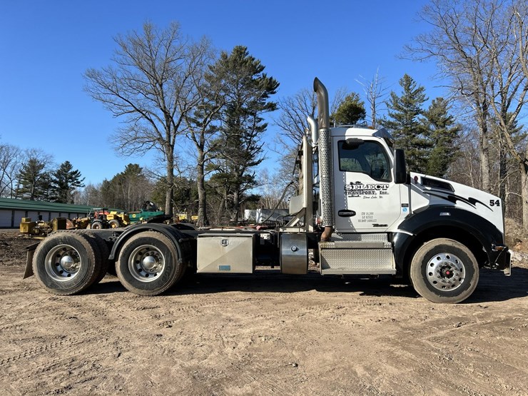 2020-kenworth-t880-image-6