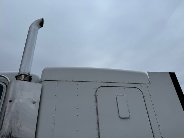 1995-kenworth-t600-image-12