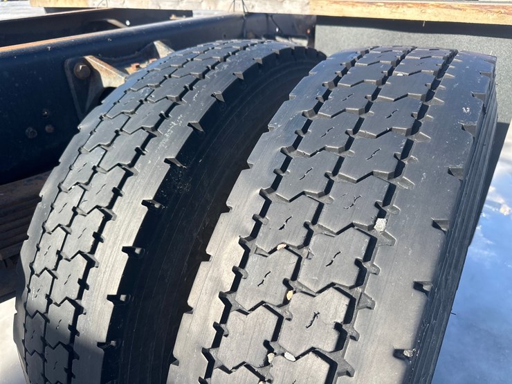 2012-ford-f650-image-51