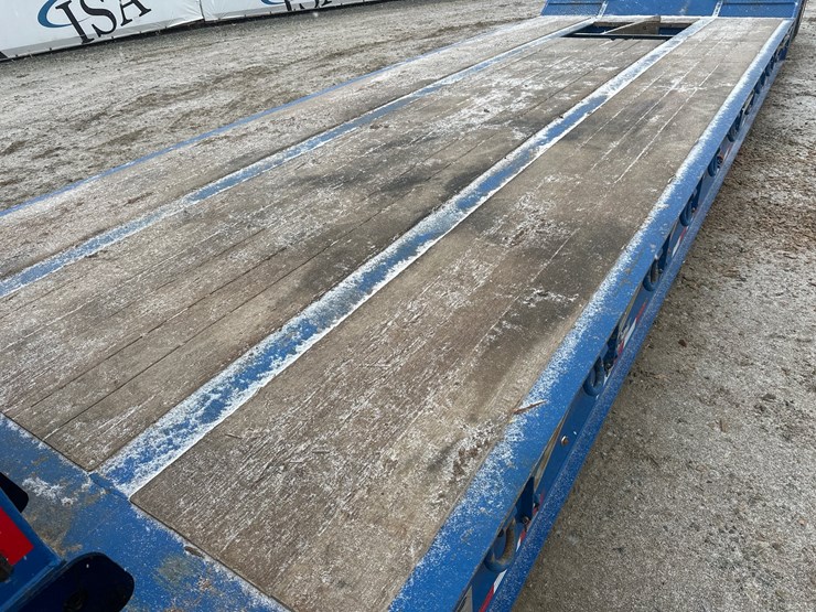 2022-globe-lowboy-image-21