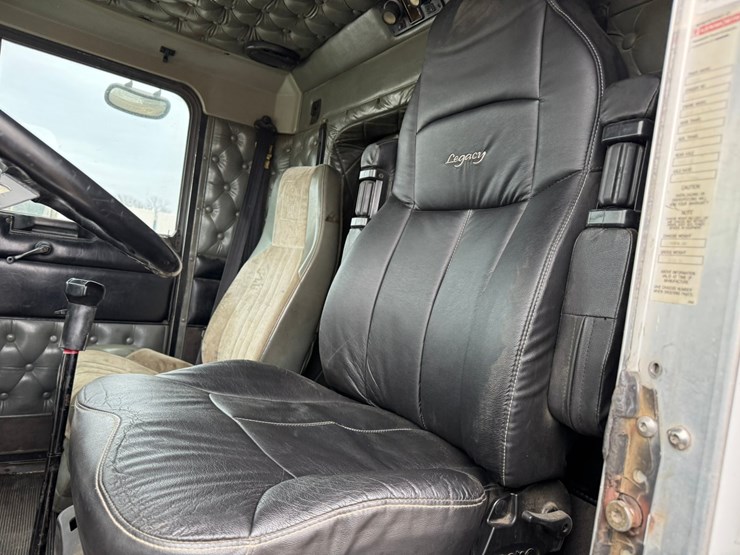 1995-kenworth-t600-image-35