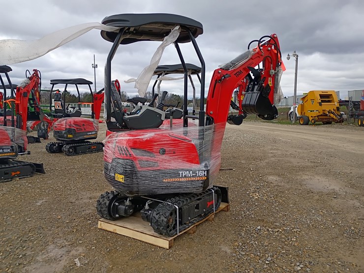 #l19-001-•-2026-tpm-16h-mini-excavator-image-4