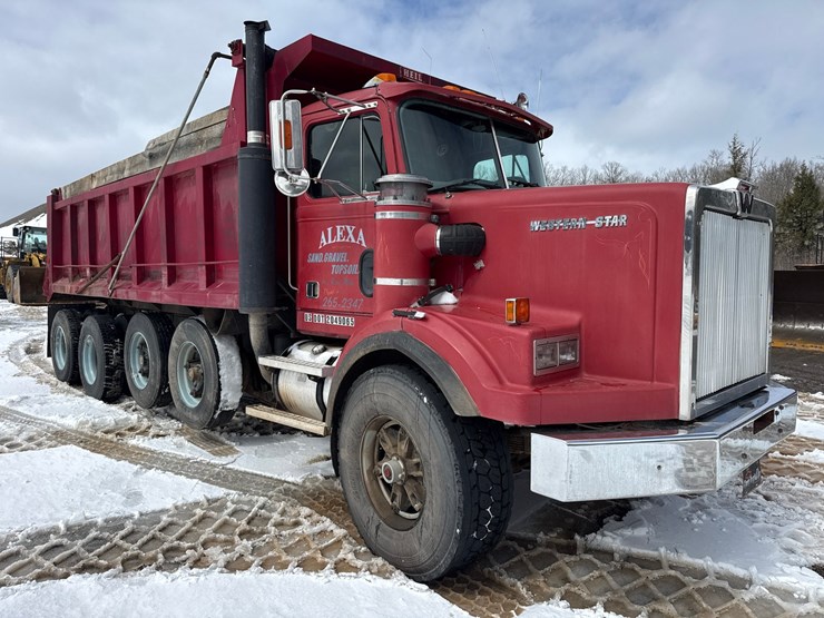 #2016-•-1990-western-star-quad-axle-dump-truck-image-7