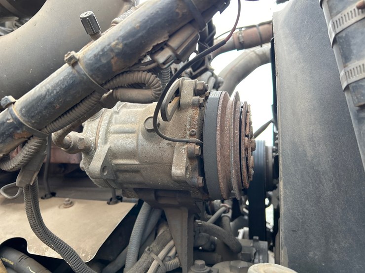 1999-mack-dm688s-image-53