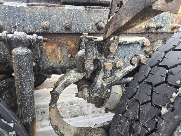 peterbilt-579-image-37