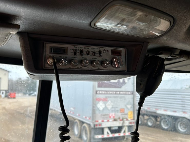 2006-caterpillar-c15-image-97