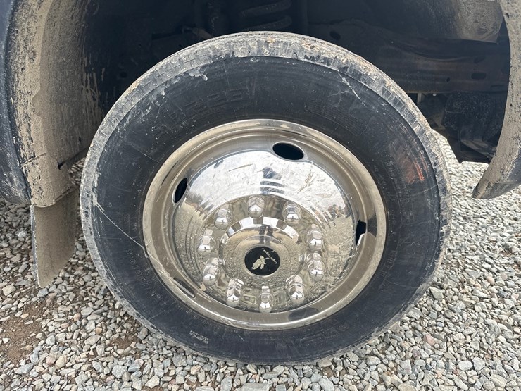 2006-ford-f550-image-53