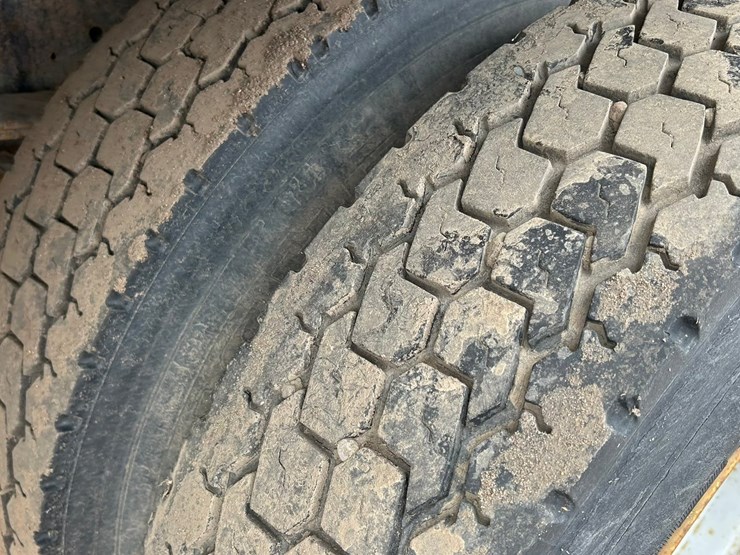 1996-international-4700-image-83