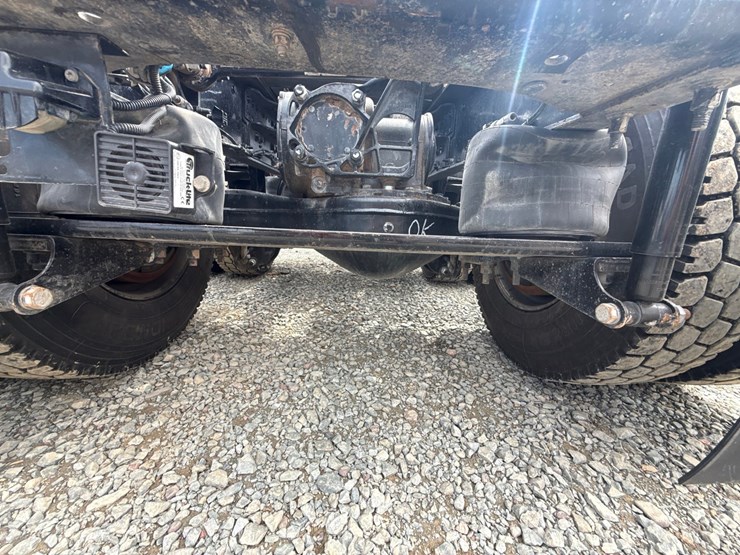 2019-massey-ferguson-8-image-44