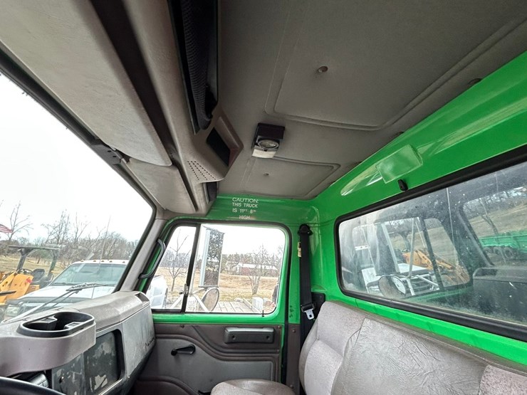 1996-international-4700-image-74