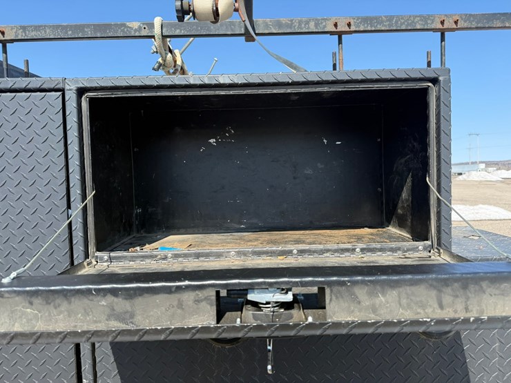 #2047-•-2012-ram-5500-heavy-duty-4x4-service-truck-image-19