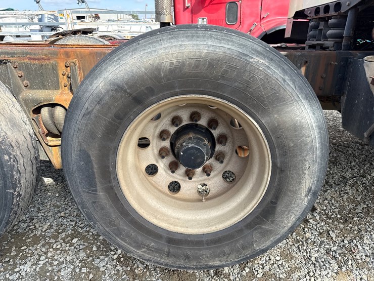 1996-western-star-4964s-image-84