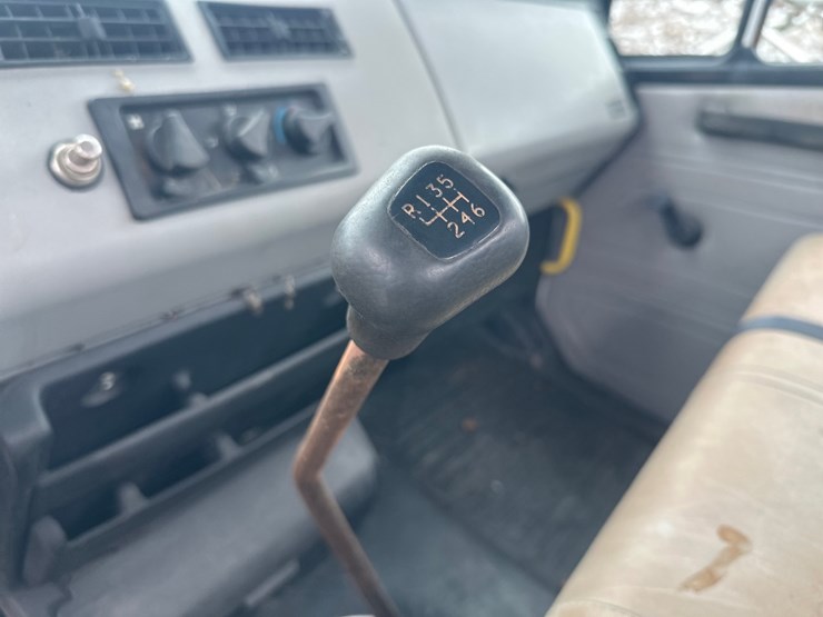 1998-massey-ferguson-8-image-46