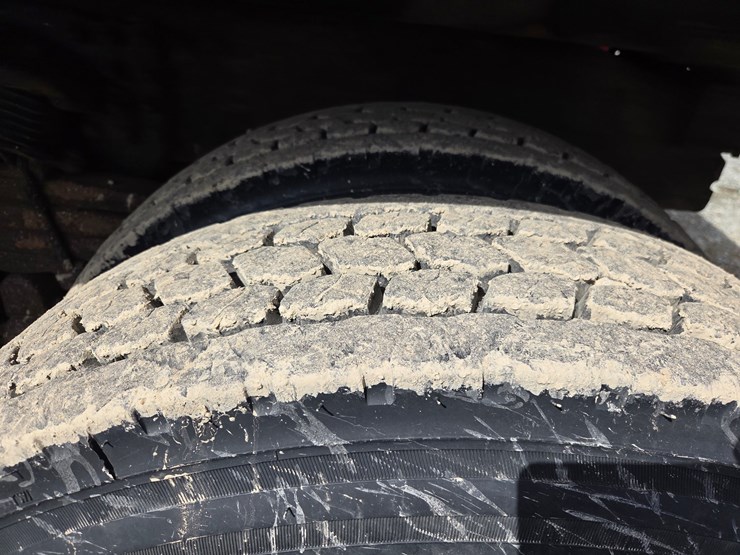 2005-massey-ferguson-8-image-87