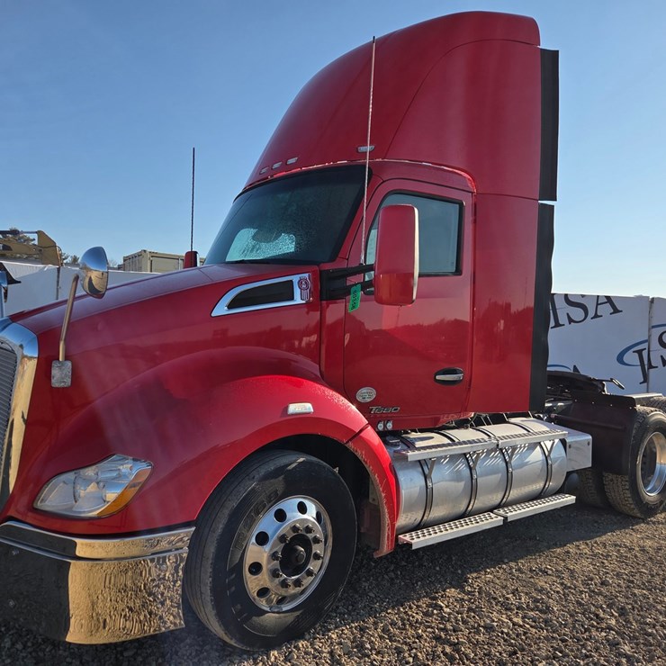 2015 KENWORTH T680