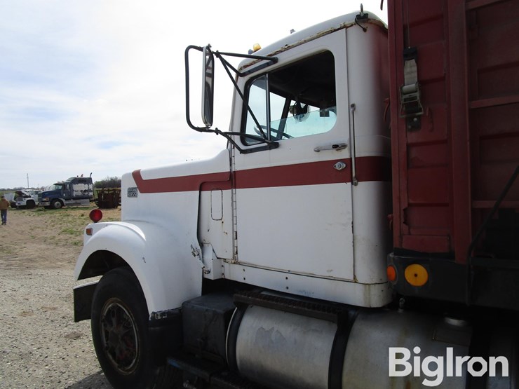 1977-white-road-boss-image-9