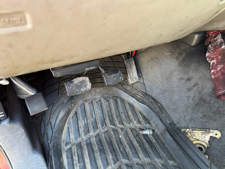 1999-ford-f550-image-45