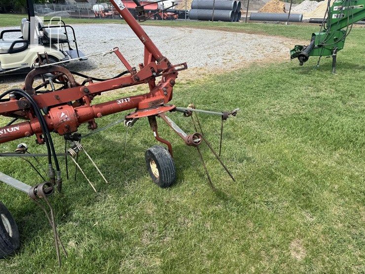 hesston-3717-image-5