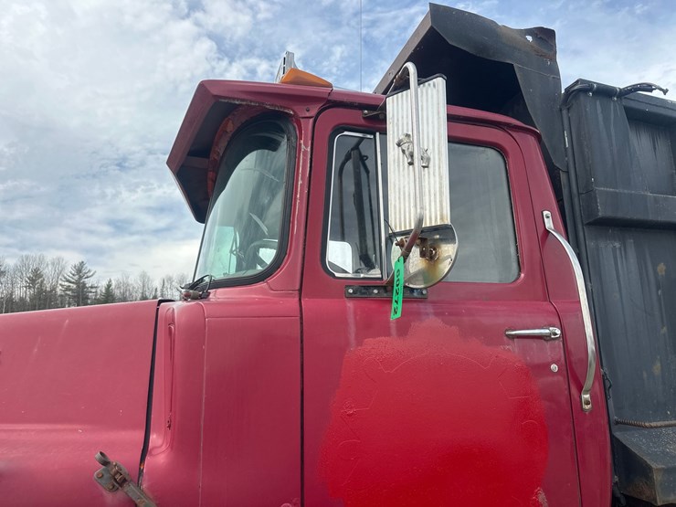 1986-mack-dm686s-image-13