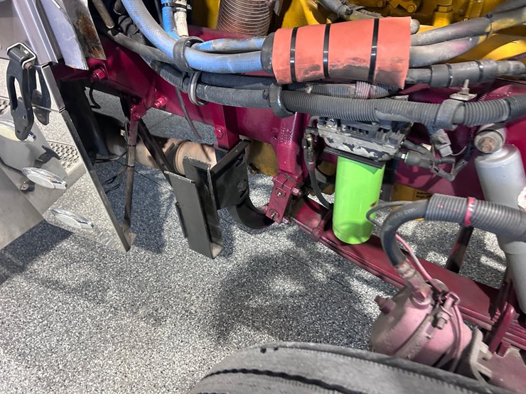 2007-peterbilt-379-image-111